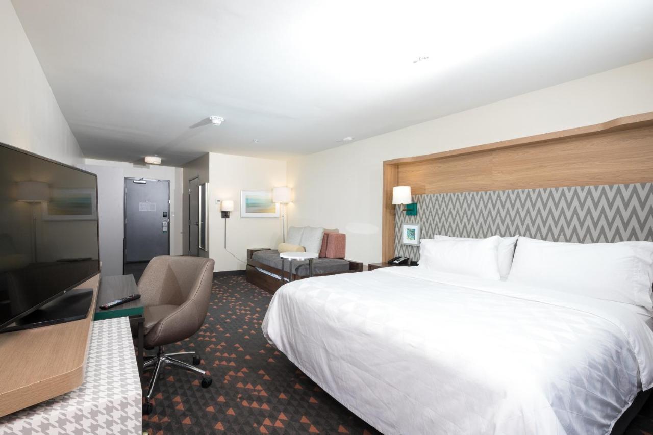 Holiday Inn & Suites Detroit - Troy By Ihg Bagian luar foto