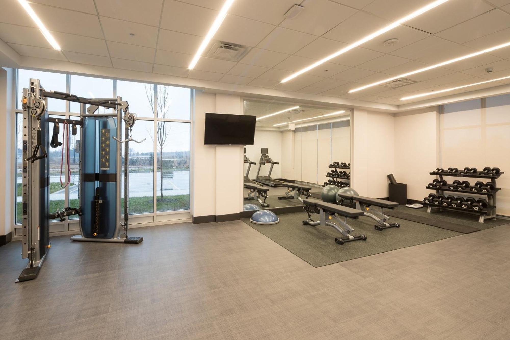 Holiday Inn & Suites Detroit - Troy By Ihg Bagian luar foto