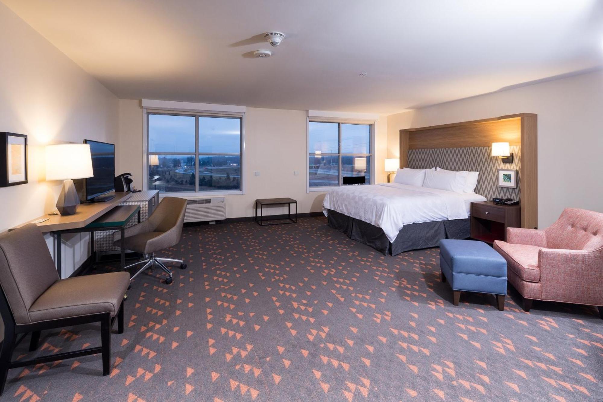 Holiday Inn & Suites Detroit - Troy By Ihg Bagian luar foto