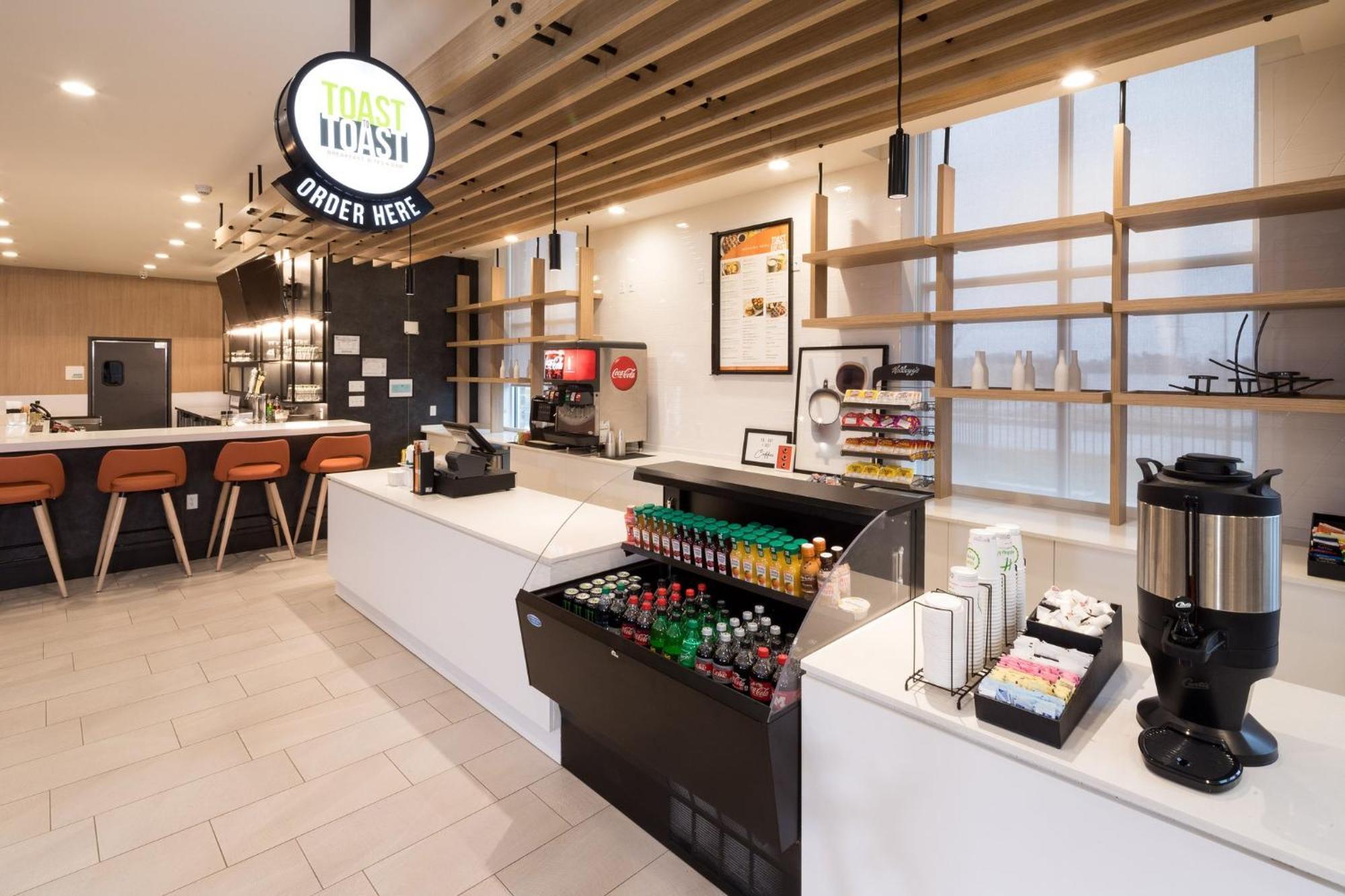 Holiday Inn & Suites Detroit - Troy By Ihg Bagian luar foto
