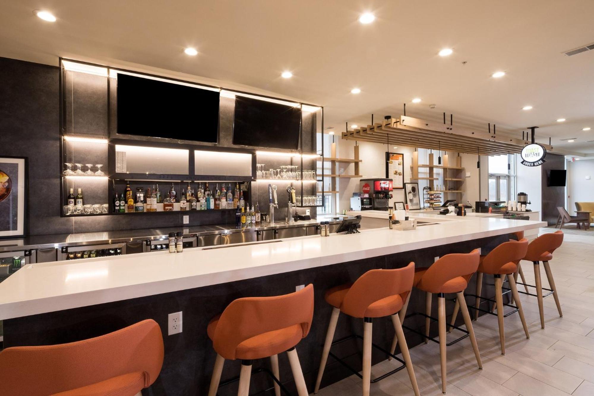 Holiday Inn & Suites Detroit - Troy By Ihg Bagian luar foto